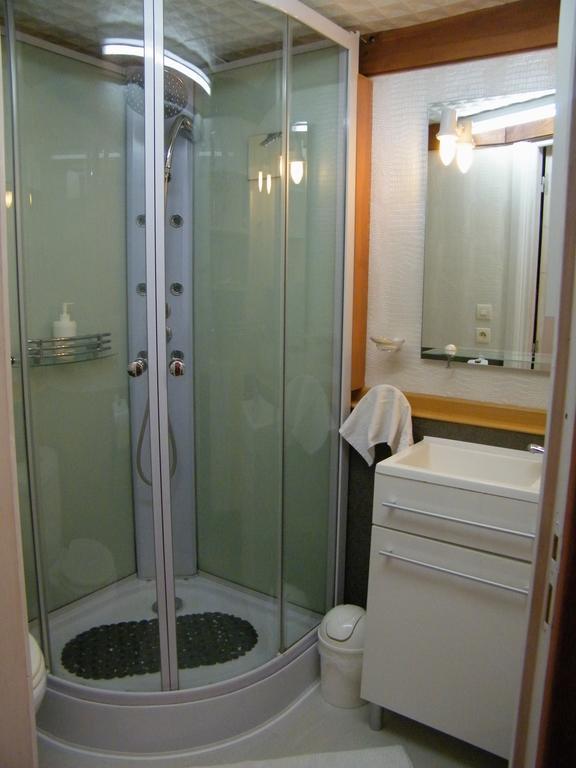Chambres D'Hotes La Maison Sur Le Port Mèze Habitación foto